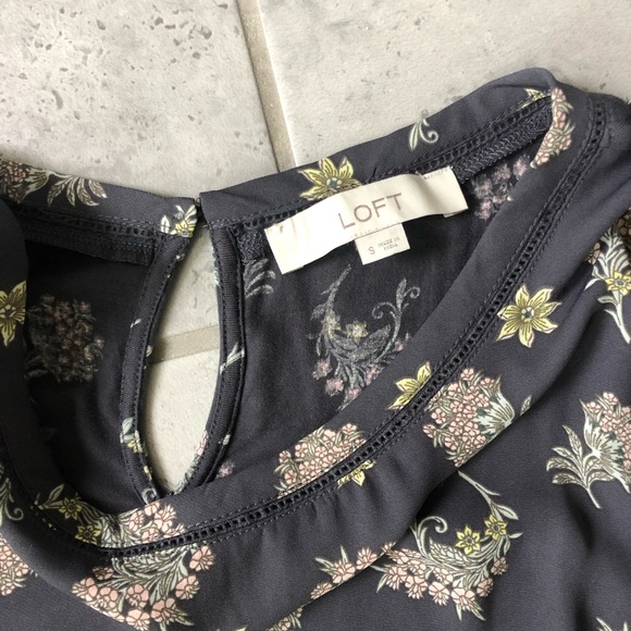 LOFT Flowy Blouse - Picture 6 of 8